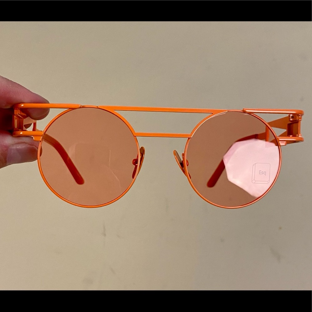 ESQAPE Sunglasses